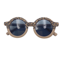 Load image into Gallery viewer, Round Two Tone Sunglasses - Coffee Cheetah
