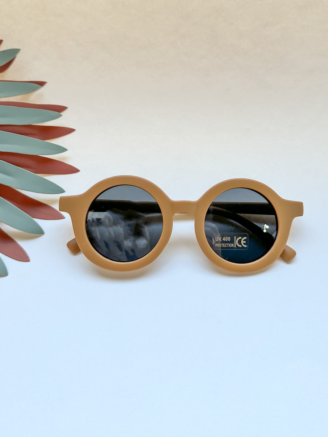 Round Retro Sunglasses - Golden
