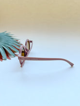 Load image into Gallery viewer, Round Retro Sunglasses - Dusty Rose Matte
